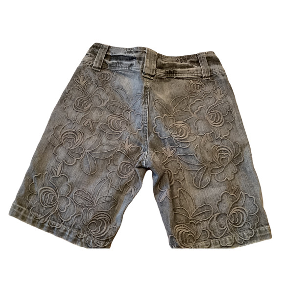 BAIHE & YASTH EMBROIDERED AND SEQUINED DENIM SHORTS SZ 29 - Picture 3 of 10